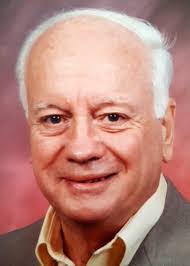 Ken Batchelor's Instagram, Twitter & Facebook