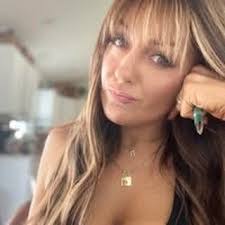 Amber Rust (@therealamberrust) • Instagram photos and videos