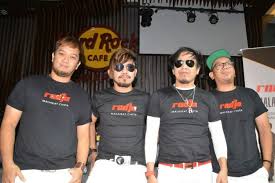 Simak chord kunci gitar dan lirik lagu 'gue ingin' dari super bejo berikut ini;. Lirik Dan Chord Lagu Jujur Dari Radja