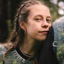 Perry Torres's Instagram, Twitter & Facebook