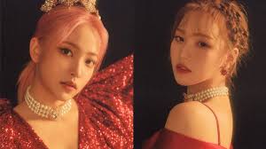 Cổ chân Wendy trắng quá mức cần thiết khiến dân mạng náo loạn, không biết  có phải vì cô đang đi tất hay không nữa