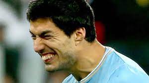 Born 12 december 1984) is a danish retired professional footballer and manager, who is set to become the head coach at hb køge in june 2021. Eurogoals Luis Suarez Deine Zahne Sind Im Abseits