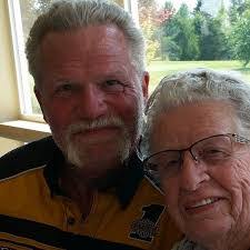 Maureen Pyle's Instagram, Twitter & Facebook