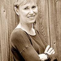 The Pretty Girl: Novella and Stories by Debra Spark