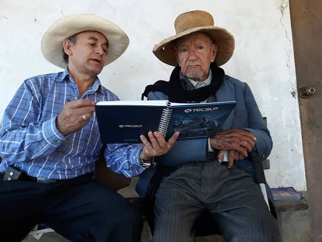Centenarios en Ablitas, por Pedro J. Soto Santos: "A Luis Serrano Aznar y Germán Soto Aguado, por sus cien años recién cumplidos, nuestra más sincera felicitación. Y a Ablitas, la enhorabuena por