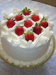 Pretty Strawberry Cake So Simple Too Strawberrycake Cake Decorating Cake Desserts Cupcake Cakes