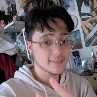 40+ "Bee Bee" profiles