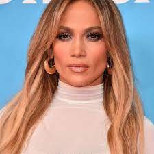 Maybe you would like to learn more about one of these? 12 Hairstyles To Try In Your 40s