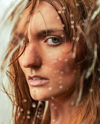 Tout bouge rien ne change 🤍 1.le sourire des retrouvailles 2.le sang  littéralement #7 3.glycines t'as capté 4.je crois c'est une des seules  journées bronzettes 2024 5.ma da pour mon travail❤️ 6.tenue