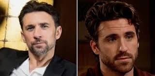 I can't tell them apart; they look alike to me lol