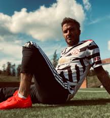 Find man utd kits, jerseys, shirts, classic manchester united kits, and more man united merchandise. Manchester United 2020 21 Adidas Third Kit Football Fashion