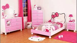 غرف نوم اطفال علي شكل كيتي قصر الديكور