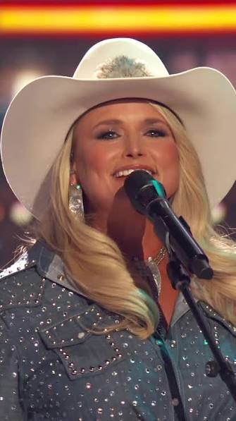 Miranda Lambert and the #ACMawards just make sense.
