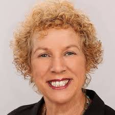 Lenore Graham's Instagram, Twitter & Facebook