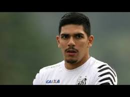 Com 25 anos de idade, o camisa 33 tem uma multa contratual milionária para clubes de fora do brasil. Empresario Do Goleiro Joao Paulo Garante Renovacao De Contrato Com O Santos Fc Youtube