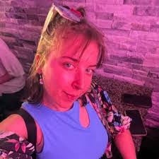 Ashley Yarbrough's Instagram, Twitter & Facebook