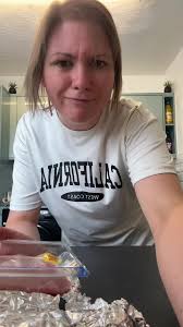 A Day in My Life: Kinderegg Snack and Husband Chats