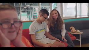 Angels of Las Vegas Children's Art Therapy Led by Robert McNinch