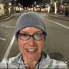 How to prevent contacts from drying out while running?