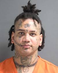 Alleged box-cutter killer represents himself