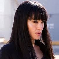 Sarah Weidenbach's Instagram, Twitter & Facebook