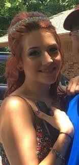 Lauren Kidd's Instagram, Twitter & Facebook