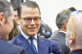 Royals: Prinz Daniel reagiert eindeutig auf provokante Interviewfrage