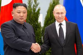 Vladimir poutine naît le 7 octobre 1952 à léningrad dans une famille modeste. Kim Jong Un Et Vladimir Poutine Affichent Leur Bonne Volonte Au Debut D Un Sommet Inedit