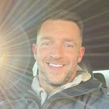 Cameron Krohn's Instagram, Twitter & Facebook