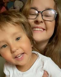 Tina (40) skjønte ikke hva som var galt med Benjamin (5) før en  ambulansesjåfør stilte spørsmålet som endret alt