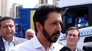 Tiê sangue sangue de boi