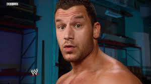 SmackDown: Johnny Curtis has a chip