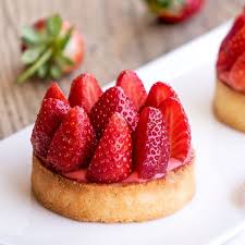 Tartelettes Aux Fraises Empreinte Sucree Mini Tarte Tartelettes Fraise Gateaux Et Desserts