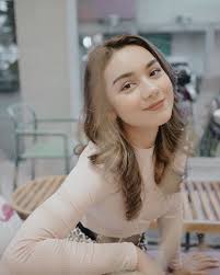 Biodata Ersya Aurelia Profil Lengkap Fakta Agama Dan Foto Ersya Aurelia Di 2020 Agama Aktris Foto Keluarga