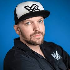 Cody Iverson's Instagram, Twitter & Facebook