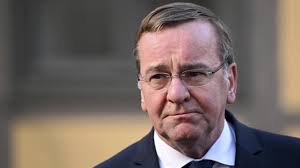 Almanya Savunma Bakanı Irak ziyaretini güvenlik endişesiyle erteledi