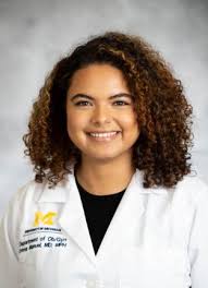 Emma Manuel's Instagram, Twitter & Facebook