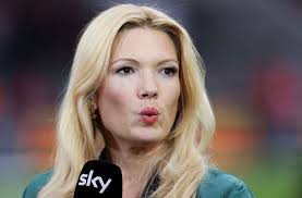Jessica Kastrop Sky Moderatorin Verlobt Sich Nach Nur Vier Wochen Panorama Stuttgarter Zeitung