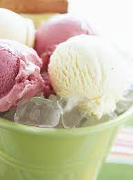 La nice cream est également une belle alternative pour réaliser des glaces sans sorbetière. Creme Glacee Maison A La Vanille Ricardo