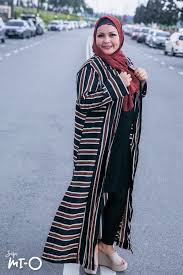 Your size shouldn't stop you from looking gorgeous if you thought that plus size dresses are only meant to be conventional with shades of black and white, then get set to be surprised. Mi O Plus Size Muslimah Collection Fashion Directory Malaysia