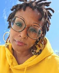 Gayla Henry's Instagram, Twitter & Facebook