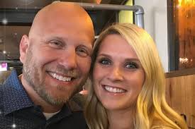 Erin Canada's Instagram, Twitter & Facebook