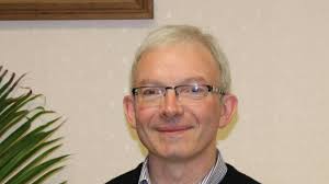 Maire de Glatigny, puis maire délégué de La Haye, Eric Aubin avait été le  plus jeune édile du canton