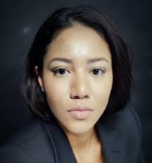 Luz Fuller's Instagram, Twitter & Facebook