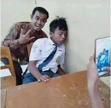 Maybe you would like to learn more about one of these? Ngakak 9 Bukti Orang Indonesia Itu Memang Lucu Lucu Setuju Gak