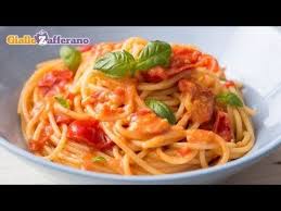 La Pasta Allo Scarpariello Conosciuta Anche Semplicemente Come Scarpariello E Una Ricetta Originale Della Tradizione Napoletana La Pas Nudeln Rezepte Essen