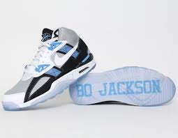 All Black Bo Jackson Sneakers Selection De Sneakers Adidas Jordan New Balance Nike Puma Reebok Vans Kicks Shoes Hot Sneakers Sneakers Fashion
