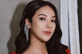 Punya Wajah Menawan hingga Sukses Perankan Sosok Pelakor dalam Serial  Layangan Putus, Ternyata Inilah Arti Nama Anya Geraldine yang Menyimpan  Makna Mendalam