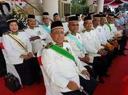 Ustaz yusni bin mat piah. Istiadat Pembukaan Rasmi Penggal Kedua Dewan Negeri Perak Umno Perak