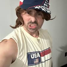 I wanted pics of cops confiscating dj equipment but instead it seems the  cops ended up hoppn